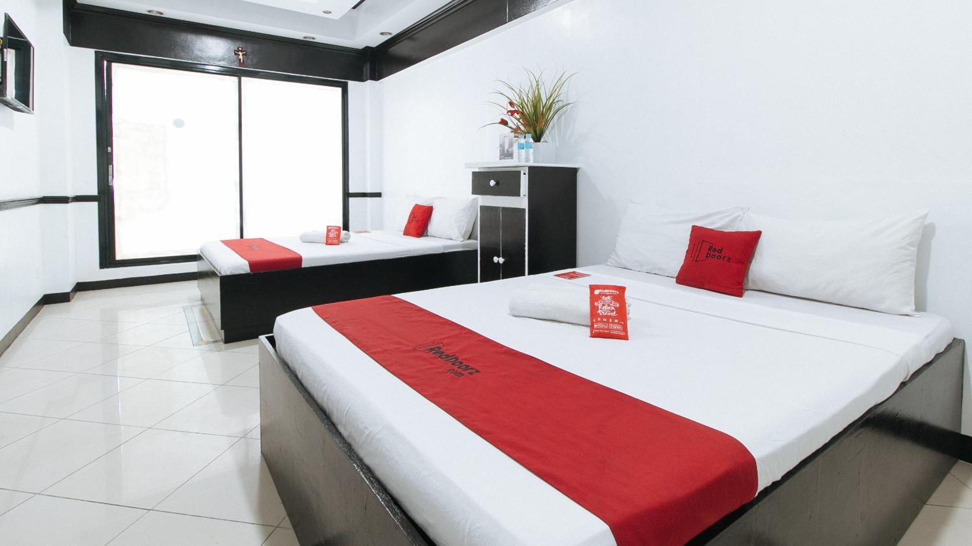 Reddoorz At Plus Villa Gloria Taguig Luaran gambar