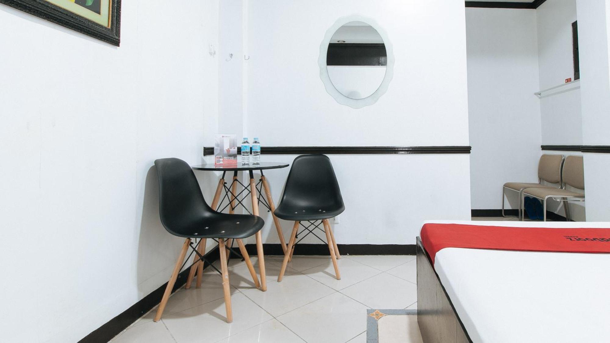 Reddoorz At Plus Villa Gloria Taguig Luaran gambar