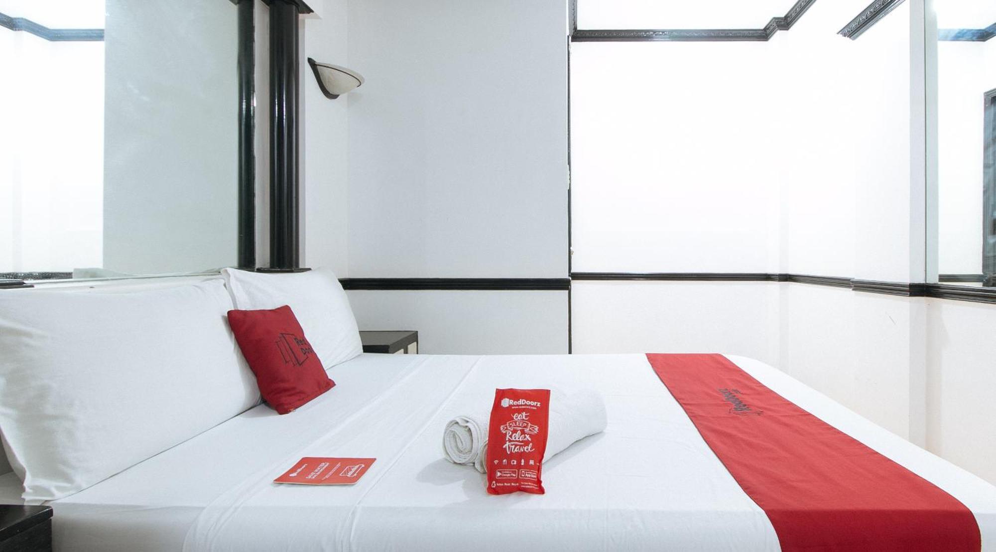 Reddoorz At Plus Villa Gloria Taguig Luaran gambar