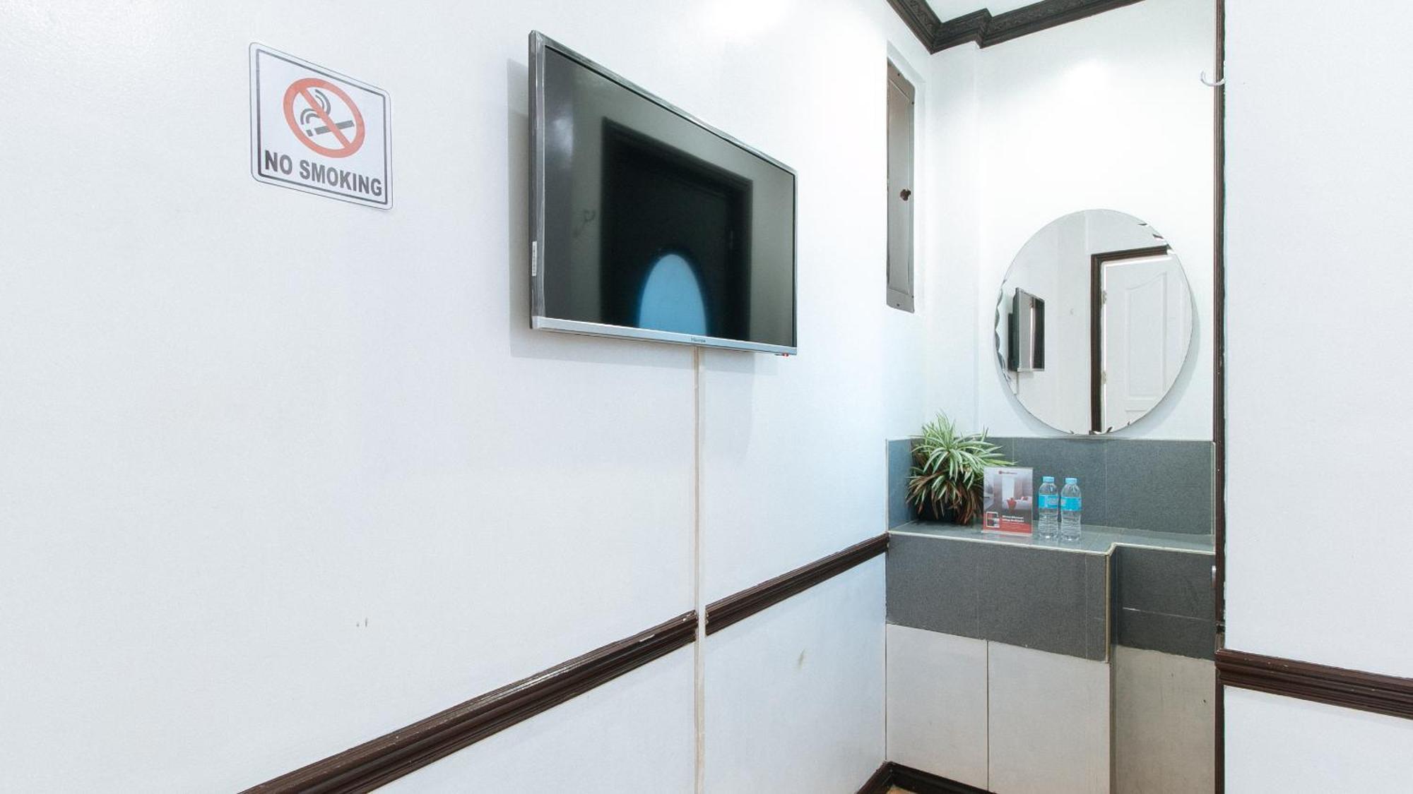 Reddoorz At Plus Villa Gloria Taguig Luaran gambar