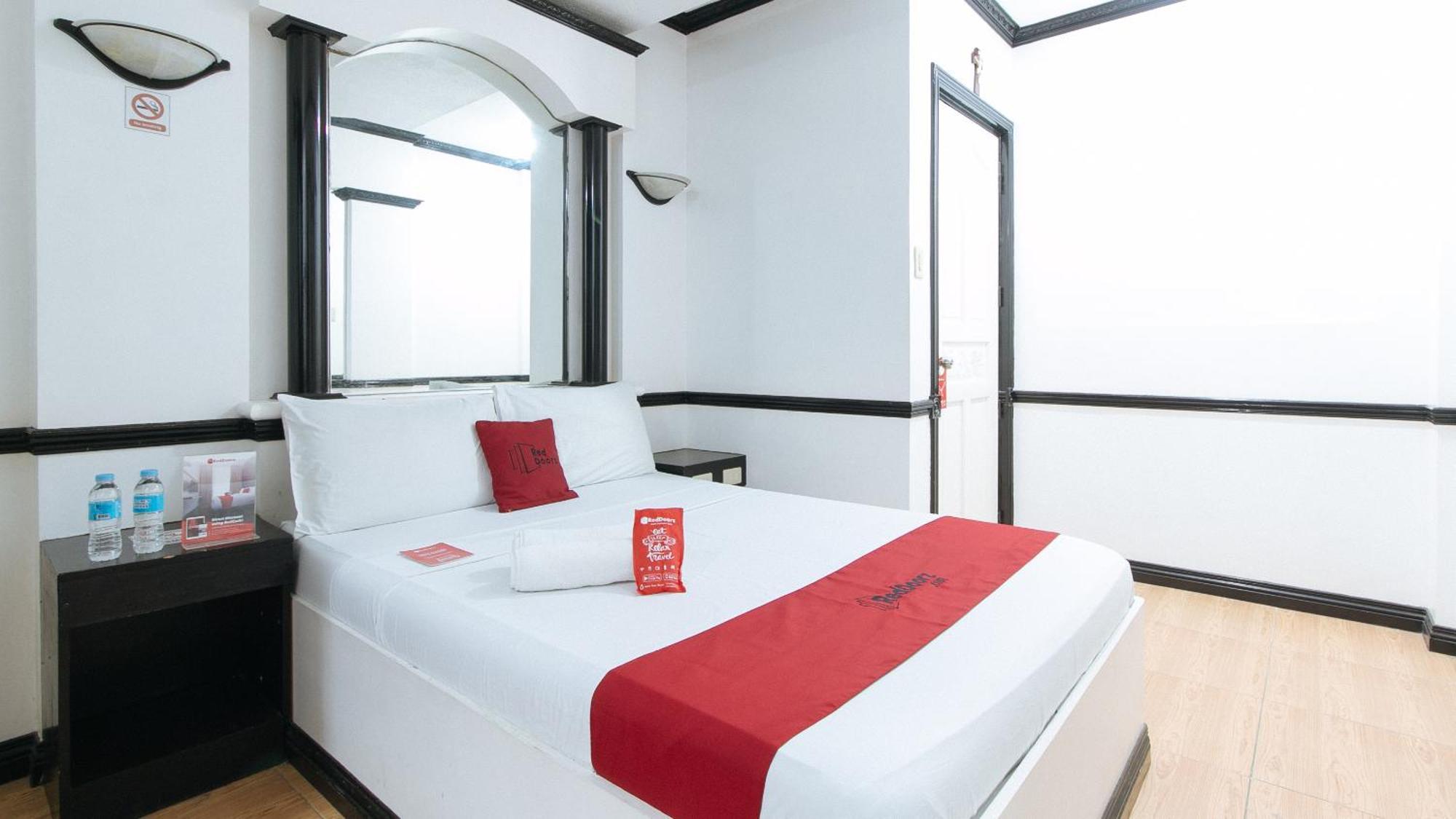 Reddoorz At Plus Villa Gloria Taguig Luaran gambar
