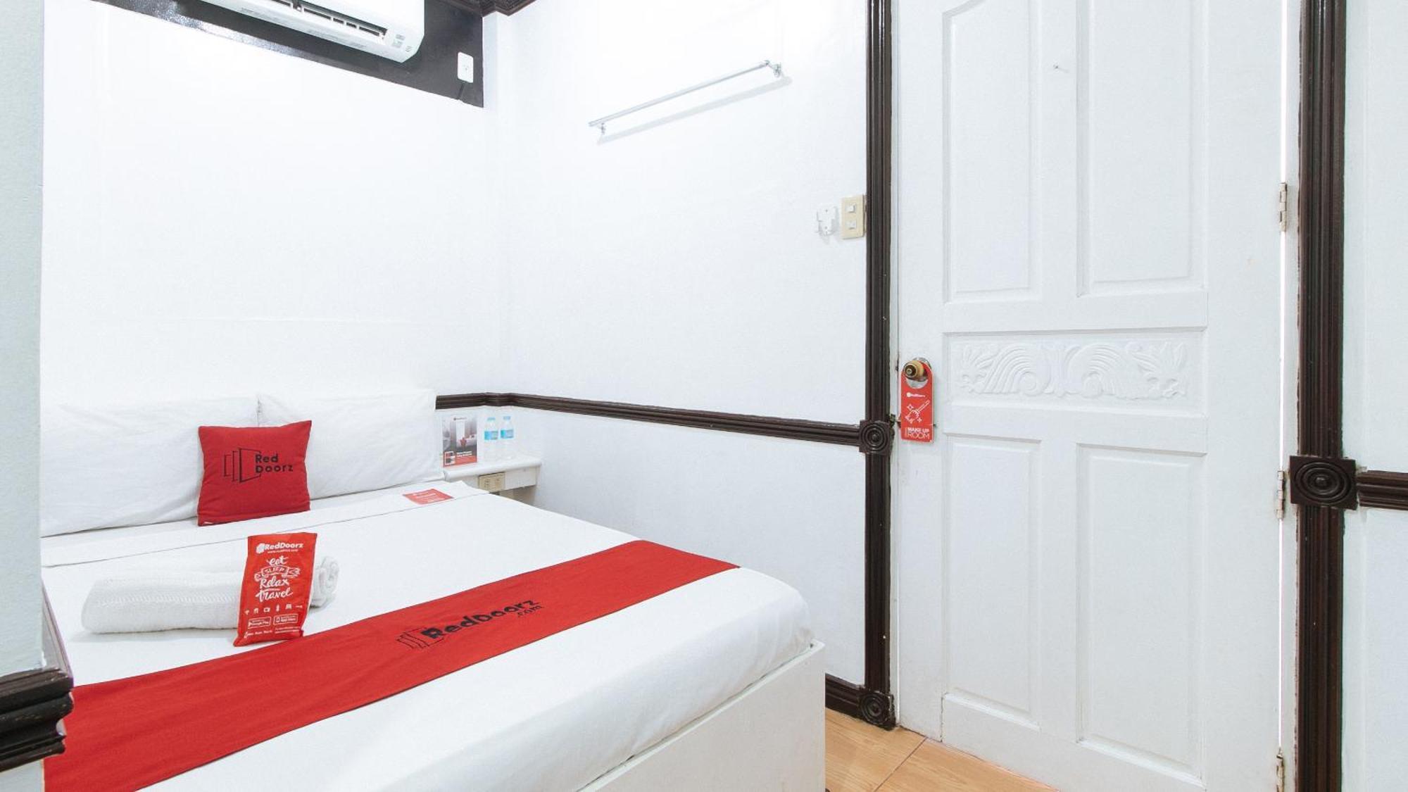 Reddoorz At Plus Villa Gloria Taguig Luaran gambar